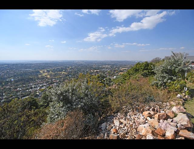 2,024M² VACANT LAND FOR SALE IN LINKSFIELD RIDGE